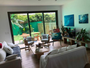 Casa con patio en el Bajo de San Isidro